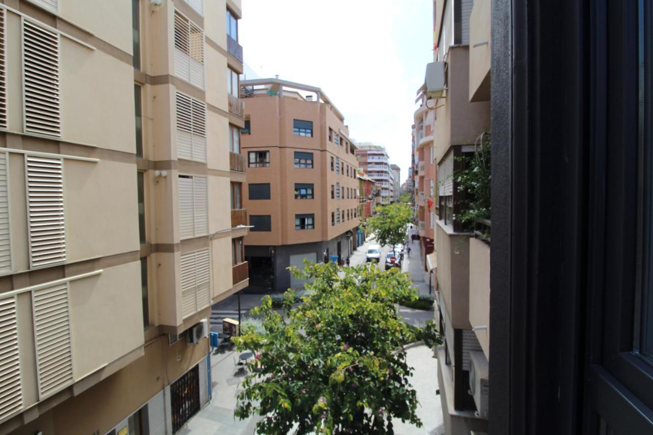 Encanto En El Centro De Alicante Exterior photo