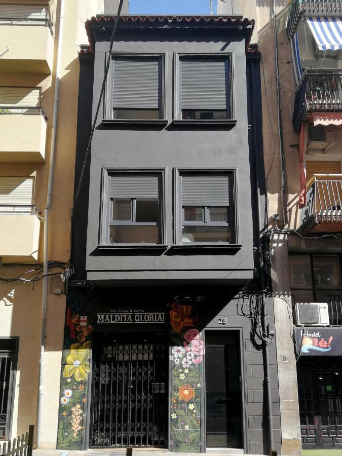 Encanto En El Centro De Alicante Exterior photo